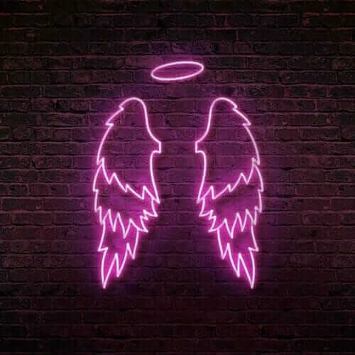 Rejoignez les anges avec ces ailes démesurées.