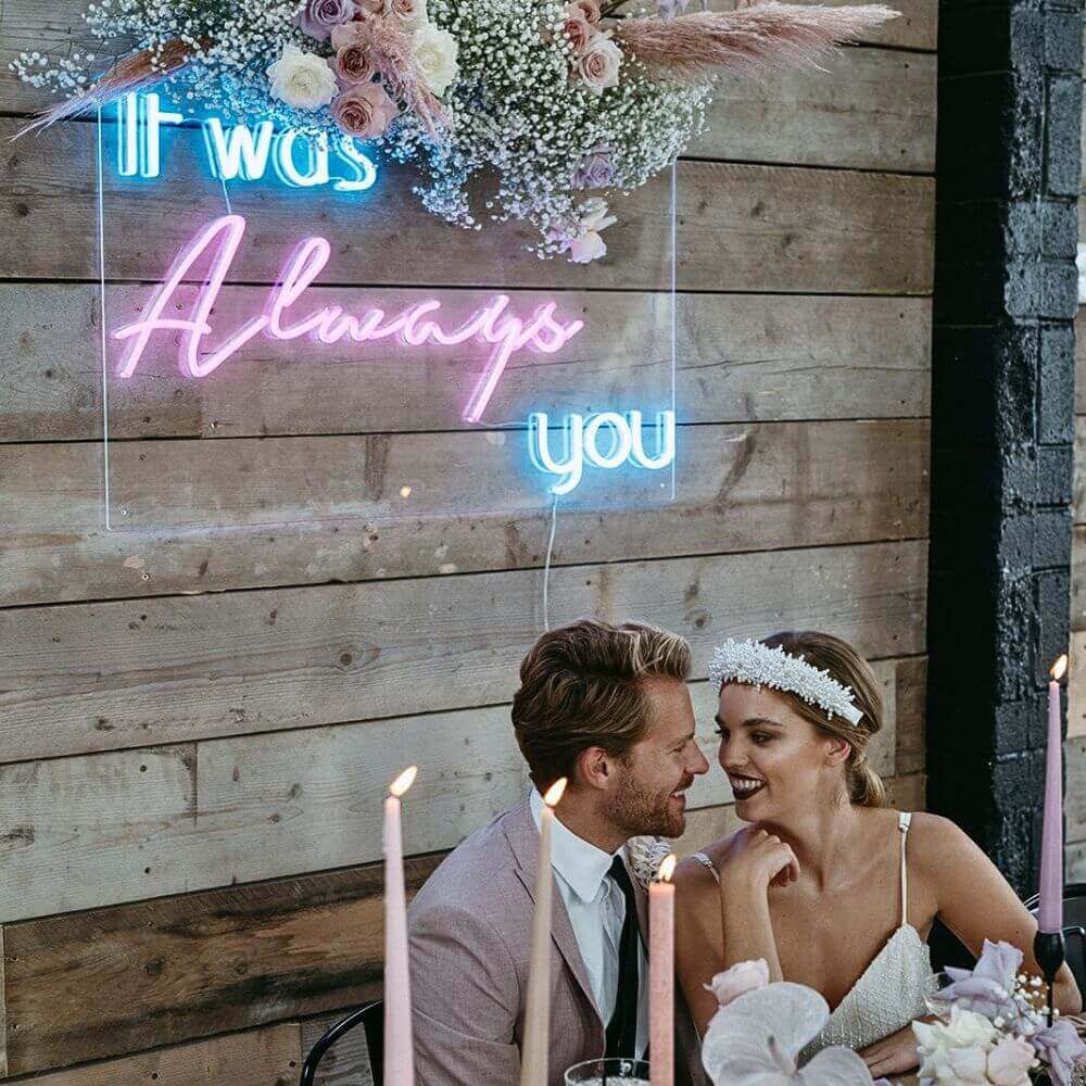 néon mural pour mariage