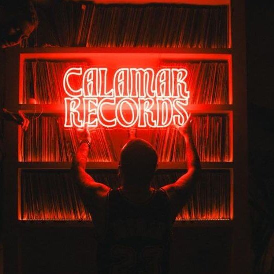 neon personnalise led light genius calamar